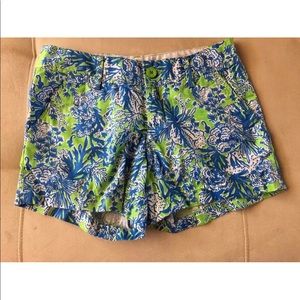 Lilly Pulitzer Callahan fit coral shorts
